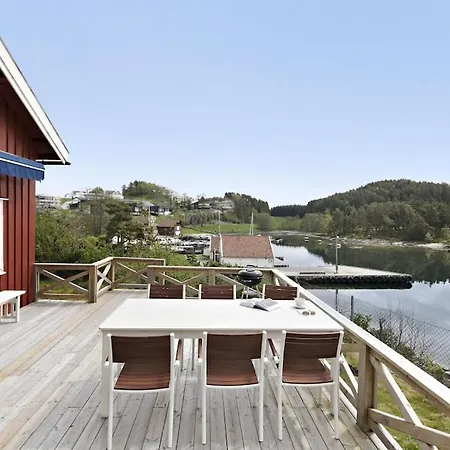 Ferienhaus House By The Sea - 3 Bedrooms And Possibility To Rent A Boat *